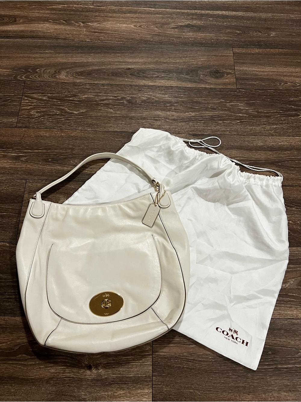 Coach Circle Whiplash Chalk White Leather Hobo Shoulder Bag with Gold Turnlock